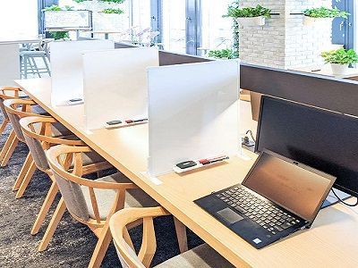 プラス デスクトップホワイトボード 両面 スタンド付き