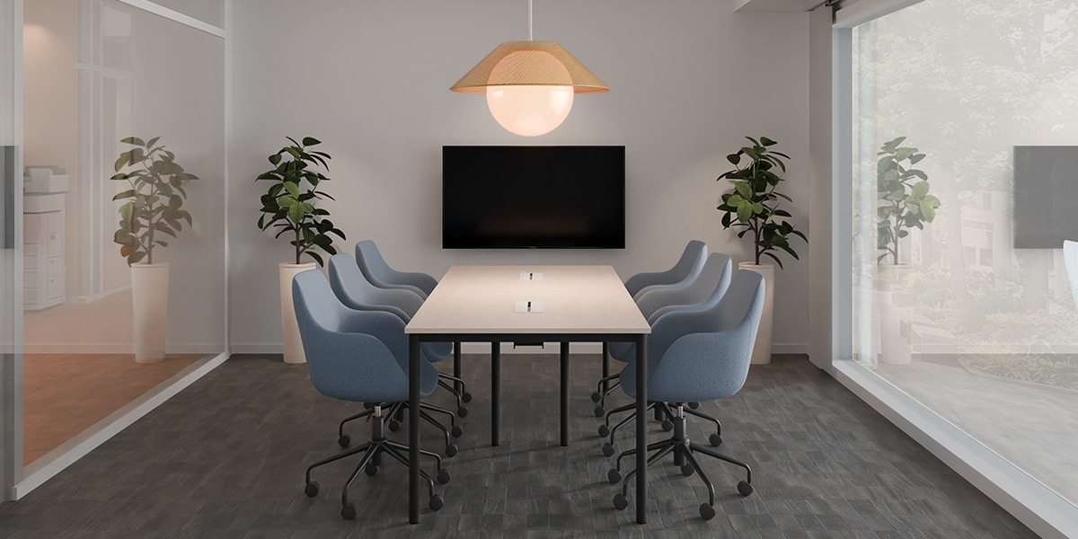 【50坪・13人用】没入感を叶える固定席向けオフィスレイアウト