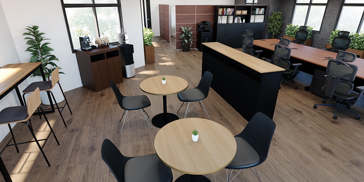 【約30坪・6人用】黒×木目でモダンにデザイン。のびのび働くゆとり設計の小規模オフィス