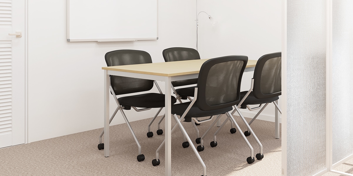 【5～6坪・3人用】予算約30万円! 価格重視のおしゃれなオフィスレイアウト